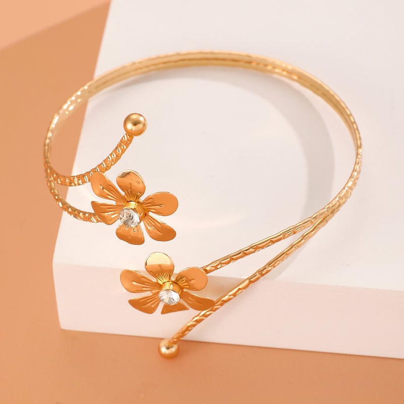 ofeankri Cross-Border Simple Fashion New Butterfly Starfish Bracelet Exaggerated Metal Flower Arm Ring with Rhinestones Open Cuff Jewelry - Image 4