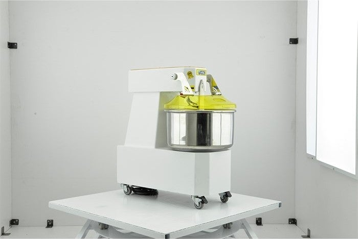 HnC Industrial Double Speed 18 kg Spiral Dough Kneading Machine 380 V  - Image 3