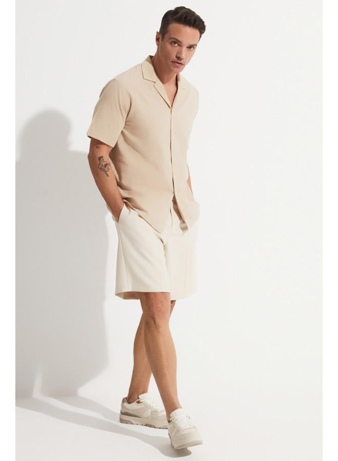 جون قميص رجالي قطن بأكمام قصيرة بنقوش بيج - Image 1