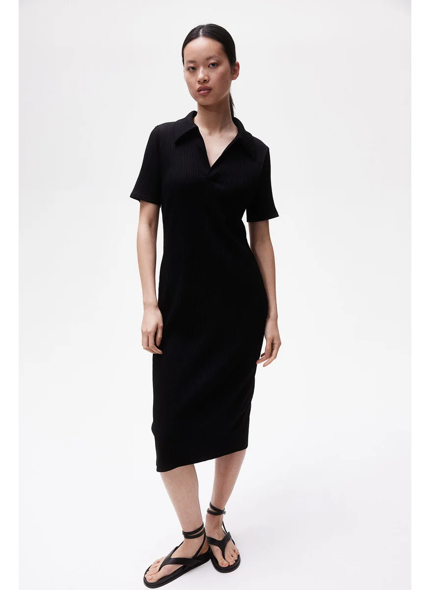 H&M Mama Collared Nursing Dress