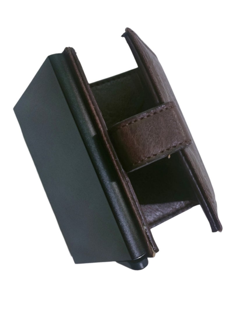 Horse Slim smart wallet with multiple card slots and a full cash compartment characterized by RFID protection. - Image 5