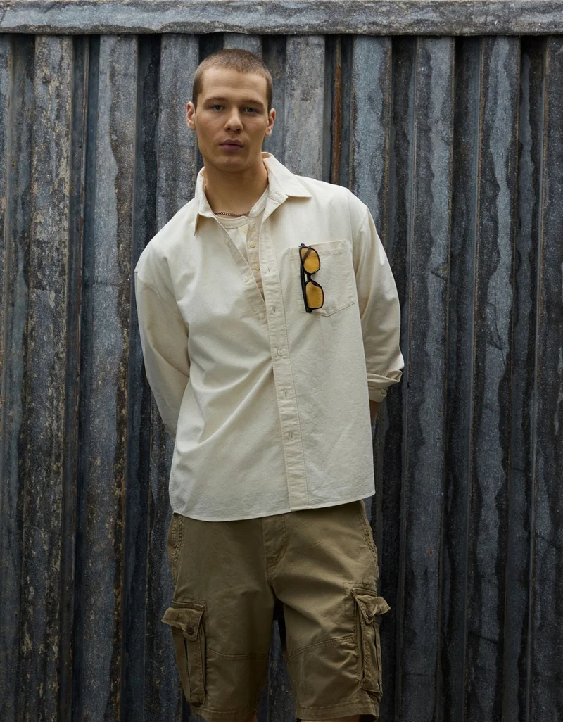 AE Everyday Oxford Button-Up Shirt