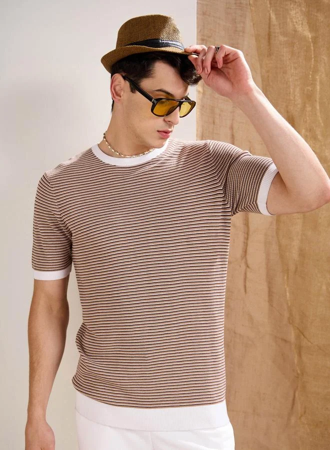 ساسافراس تيشيرت ساسافراس محبوك فاخر بخطوط بيج وبني