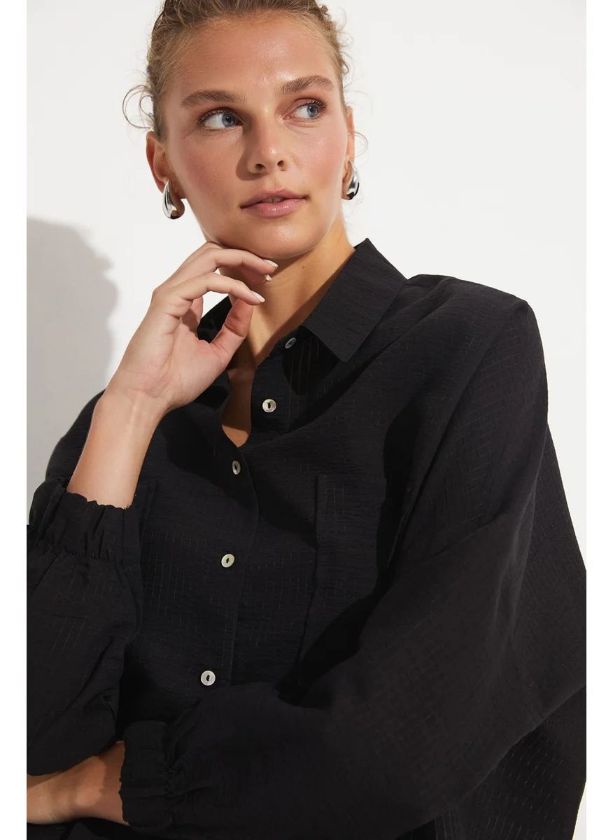 جون Women's Exclusive Boyfriend/Wide Fit Tencel Blend Shirt