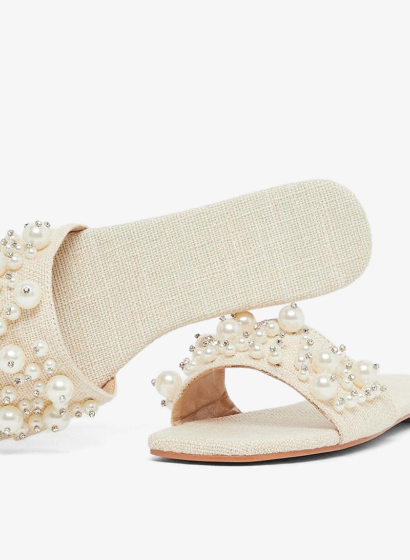 ستايلي صنادل مسطحة مزينة باللؤلؤ الصناعي - Image 3