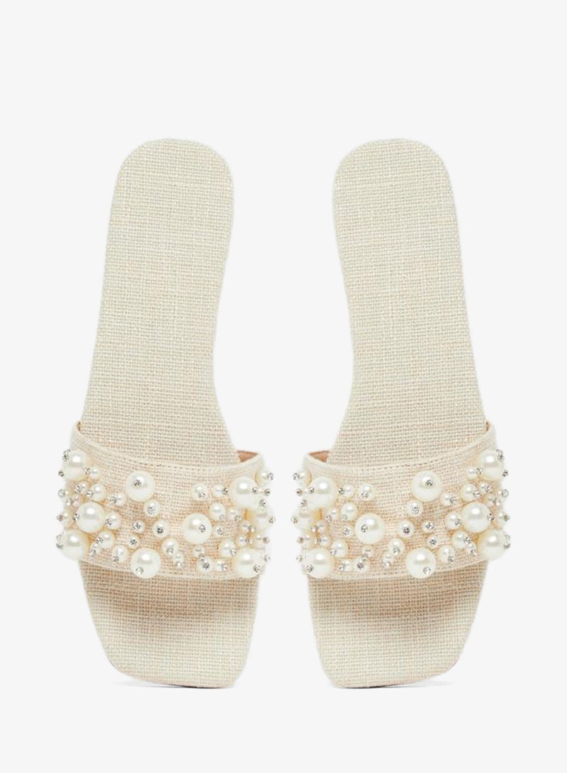 ستايلي صنادل مسطحة مزينة باللؤلؤ الصناعي - Image 5