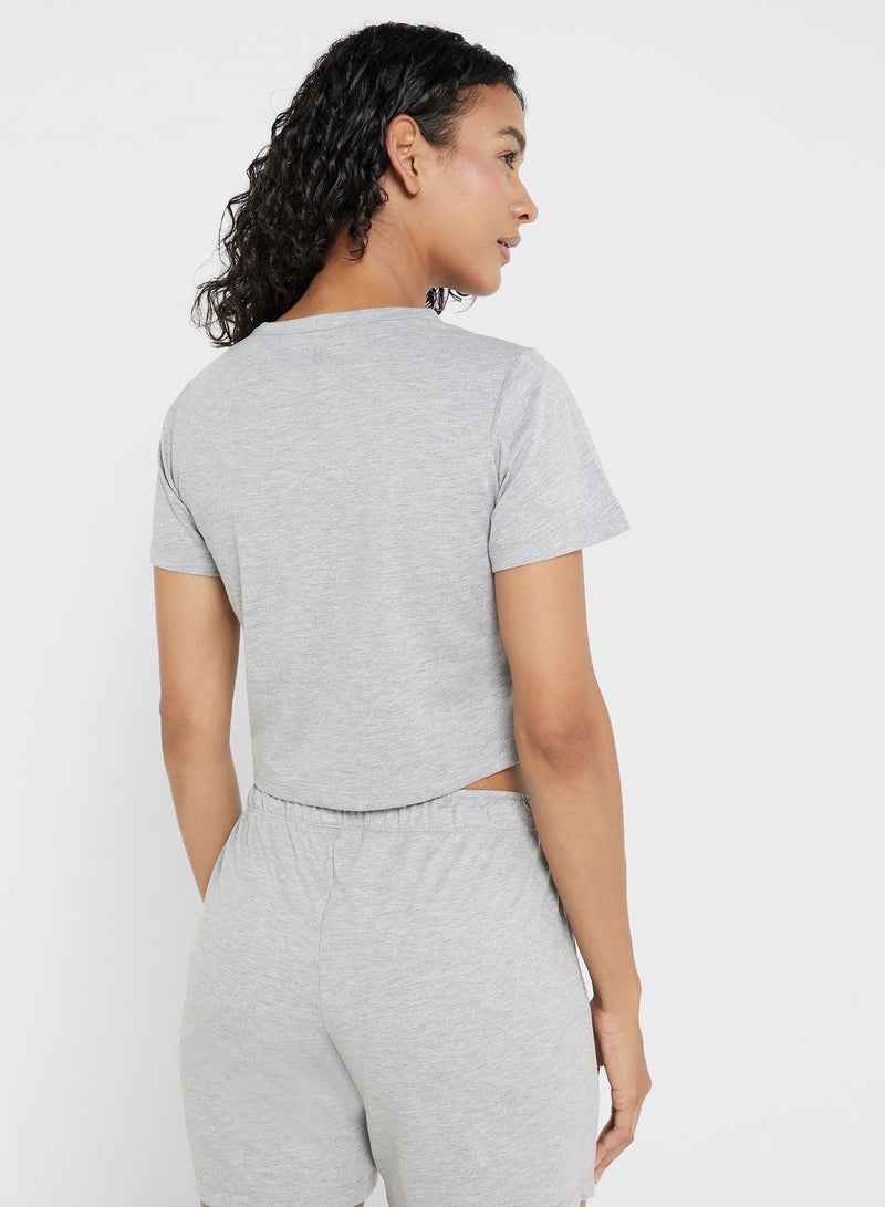 يو اس بولو اسن كروب توب بشعار بياقة دائرية - Image 2