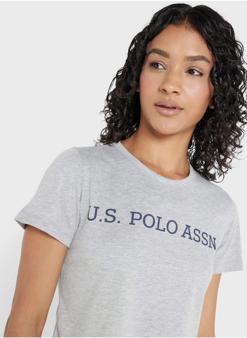 يو اس بولو اسن Crew Neck Logo Crop Top