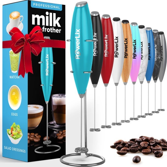 MILK FROTHER HANDHELD BATTERY OPERATED ELECTRIC WHISK BEATER FOAM MAKER FOR COFFEE LATTE CAPPUCCINO HOT CHOCOLATE DURABLE MINI DRINK MIXER WITH STAINLESS STEEL STAND INCLUDEDSB