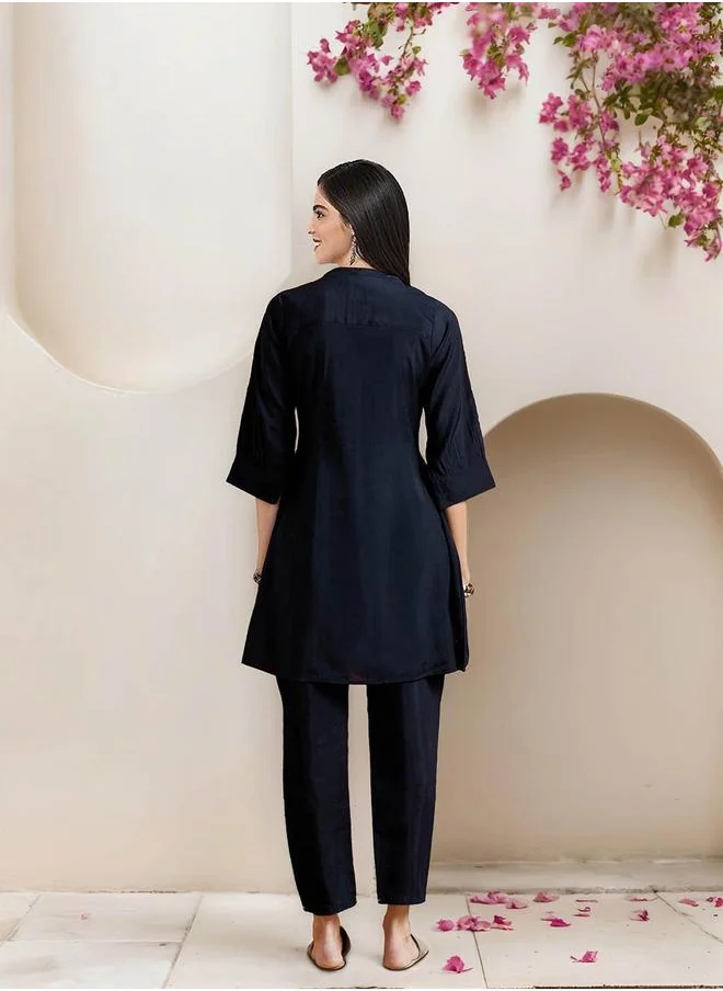 آي شين Black Cotton Embellished Pattern Straight Kurta Set for Women with Round Neck Neckline Three-Fourth Sleeves Calf length Upper Body Wear Tunic Full Length Bottom Body Wear Palazzo Elastic Closure - Perfect for Festive Occasions