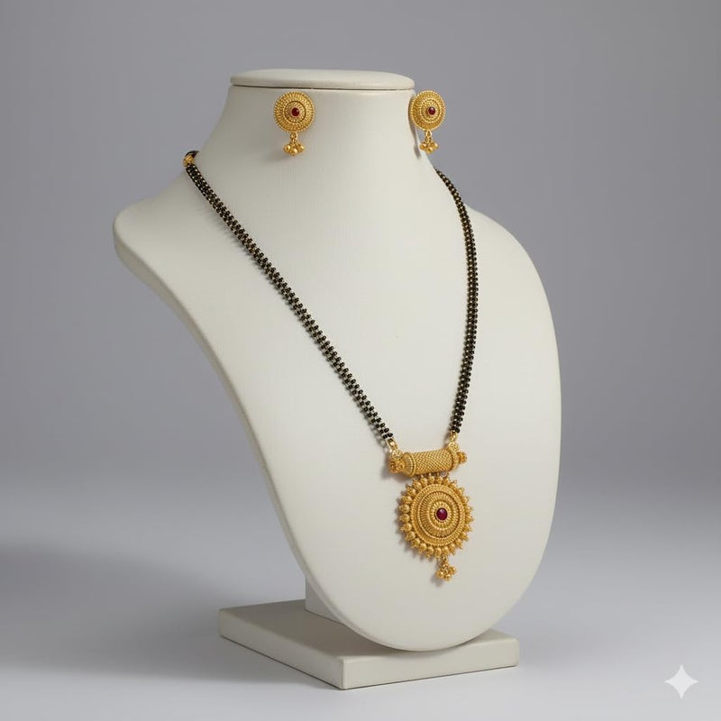 AAIKU مغنصوترا تقليدي من ماهاراشترا مع قلادة دائرية وأقراط | سلسلة طويلة مطلية بالذهب مع خرز أسود | مجوهرات بتصميم ميكروبولش للنساء والفتيات - Image 5