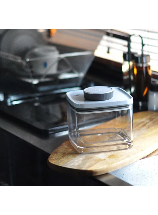 ANKOMN Turn-N-Seal vacuum/airtight moisture prevent storage container perfect for Coffee Teas Rice Nuts Medicine opaque Clear 1.5L - Image 3
