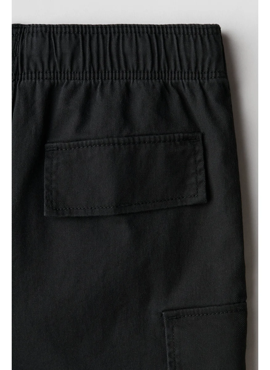 H&M Cargo Twill Shorts