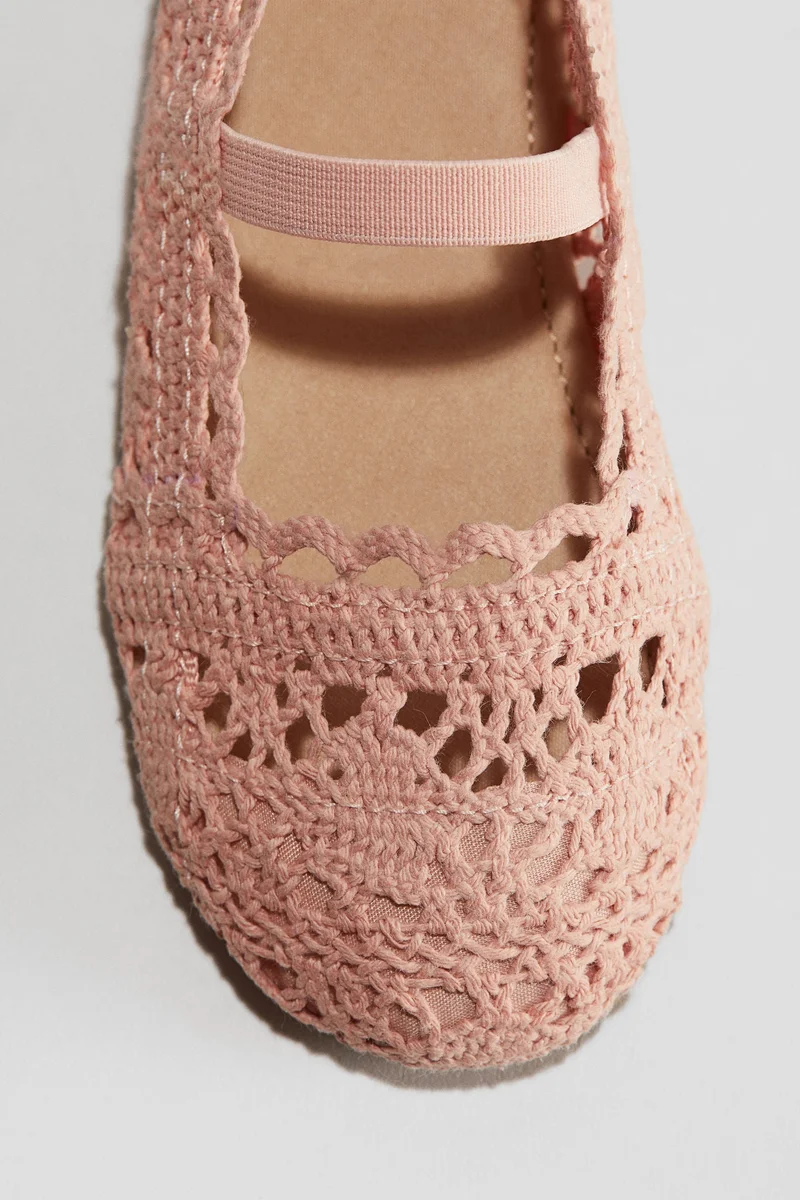 اتش اند ام Crochet-look ballet pumps