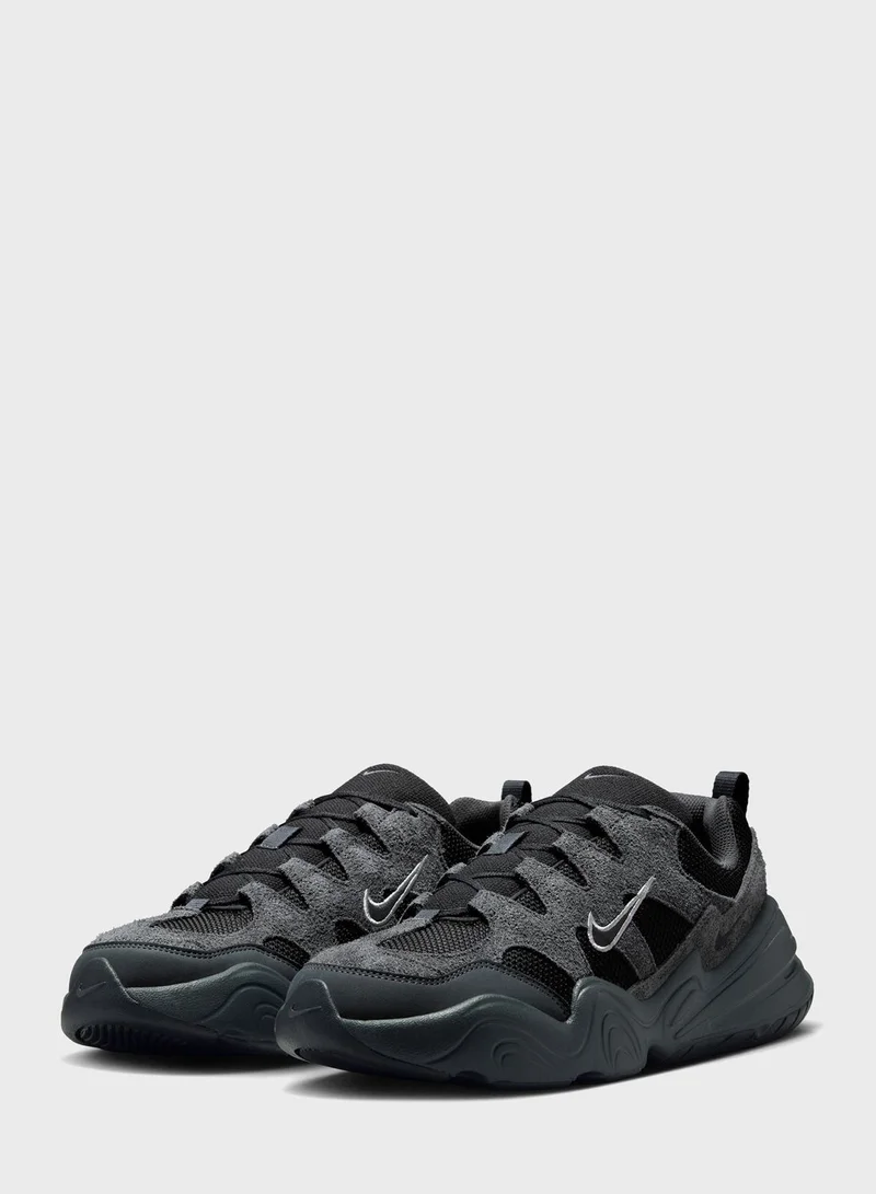 Nike Tech Hera