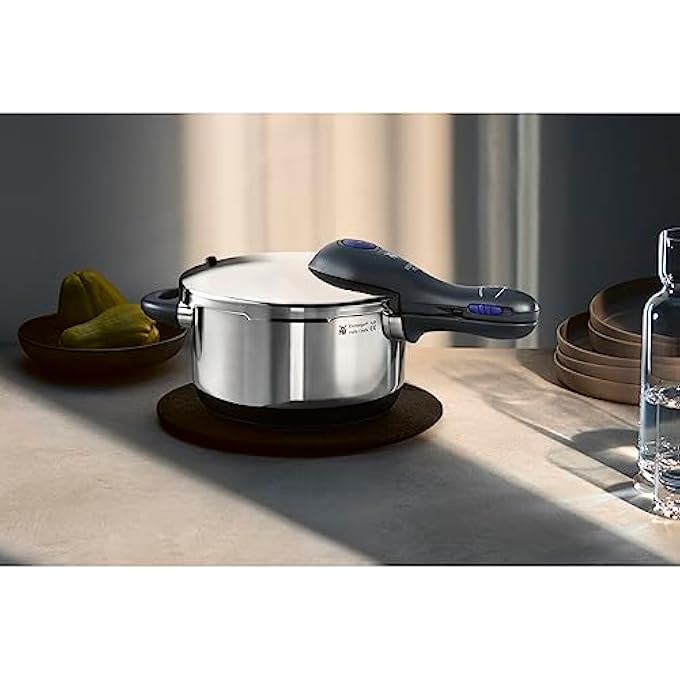 WMF Perfect Plus Pressure Cooker Induction 25 L Pressure Cooker With Flame Protection Large Cooking Signal 2 Cooking Levels Removable Lid Handle - Image 3