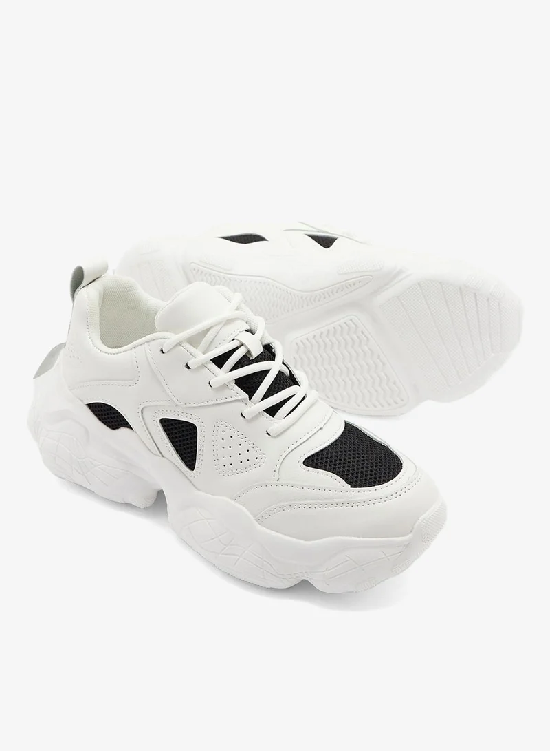 جينجر سنيكرز تشنكي