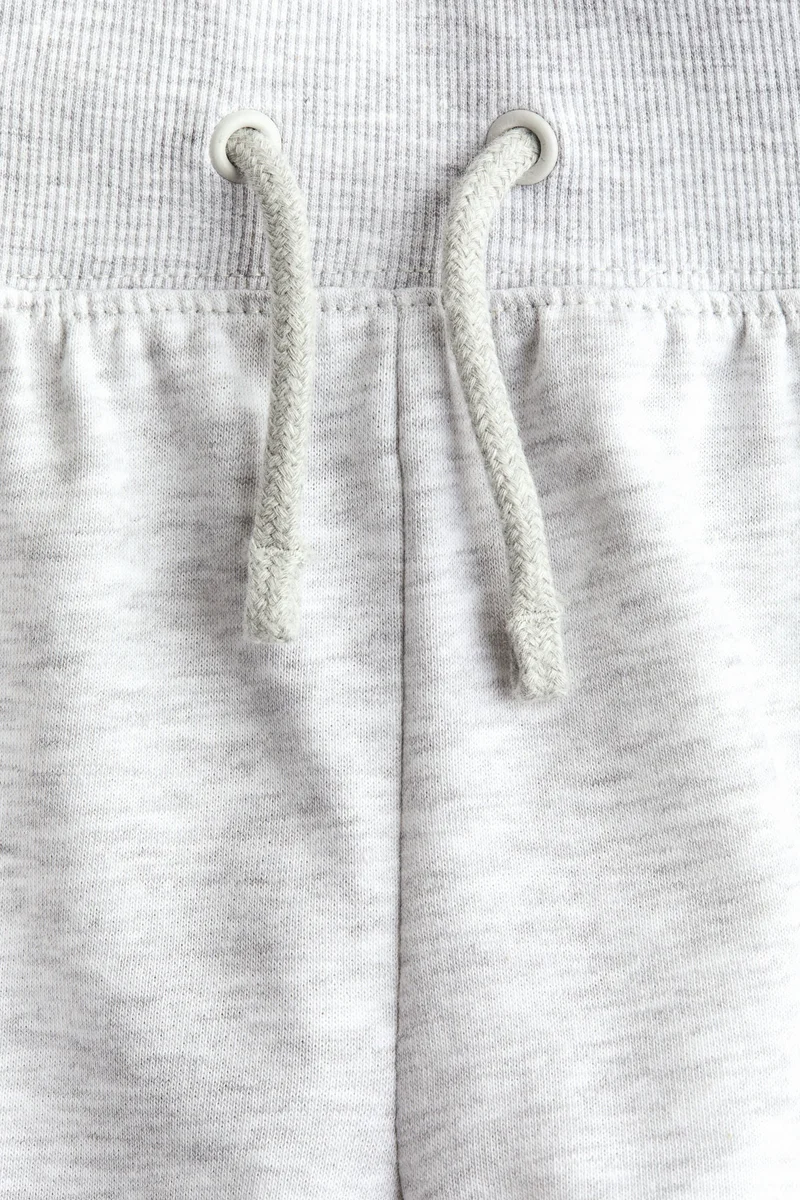 اتش اند ام Sweatshorts