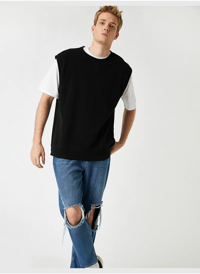 KOTON Sleeveless Sweatshirt Crew Neck