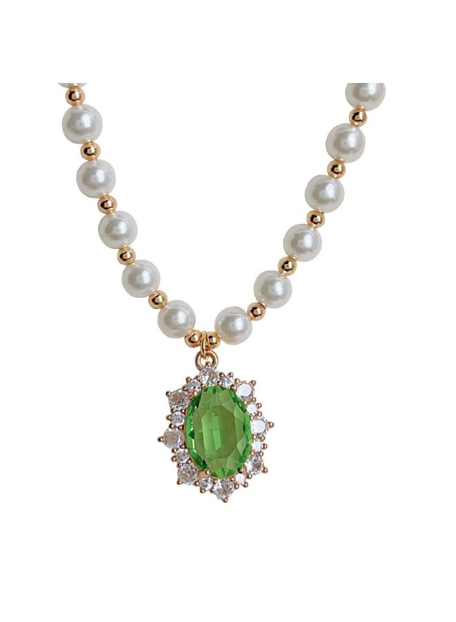 Starburst Green Gem Pearl Necklace - Retro Palace Style Light Luxury Clavicle Chain - Image 4