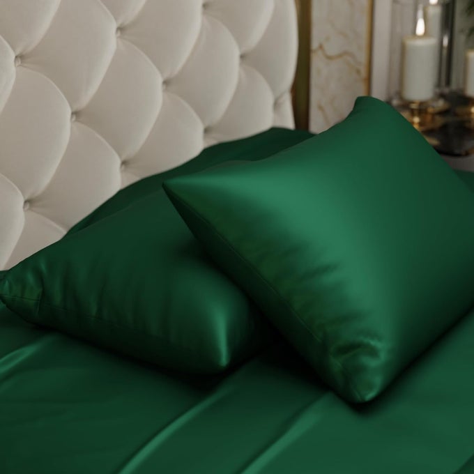 SATIN PILLOW COVERS SET AESTHETIC HOME DCOR PILLOWCOVERS WARM PILLOW CASES FOR WINTER WEDDING GIFT FOR COUPLES 2 SOFT SATEEN PILLOWCASES FOR HAIR 18X27 EMERALD GREEN