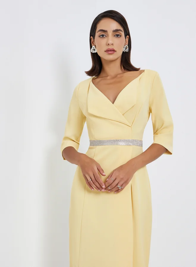 Styli Zipper at center back no slit at skirt half sleeves Sheath Midi Dress