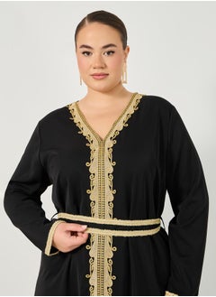 Styli Plus Size Regular Fit V Neck Kaftan with Lace Detail  - Image 4