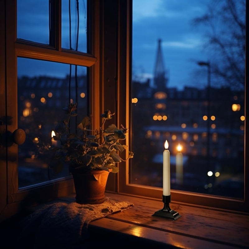 Homemory 6 Pcs Ivory Electric Window Candles with Dusk to Dawn Sensor and Black Holders - Image 5