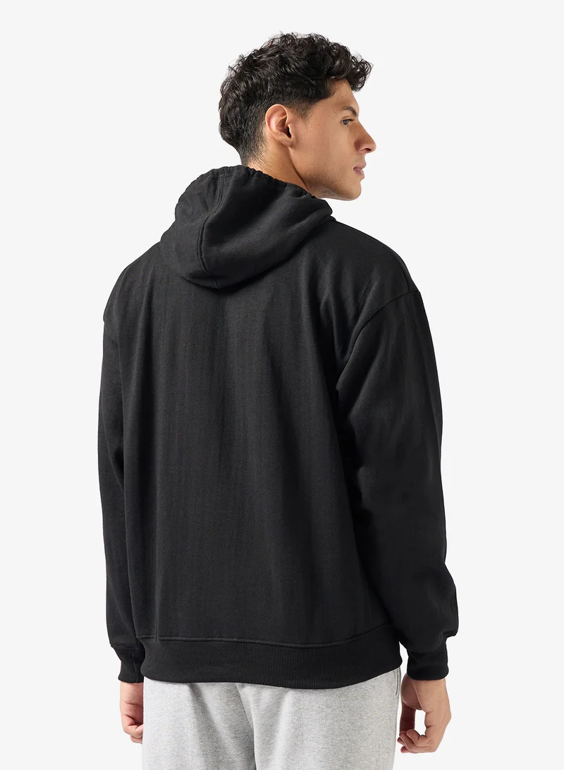 فورورد هودي برسومات كبيرة الحجم