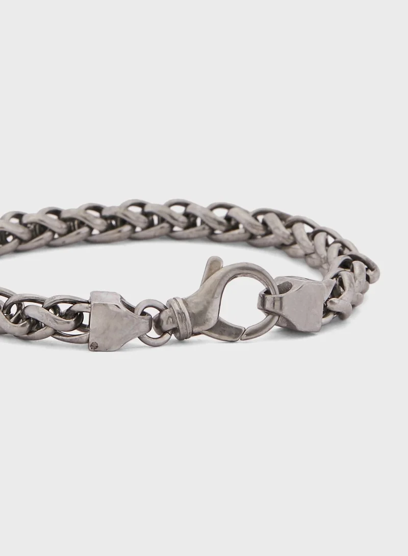 GUESS Narrow Wheat Wire Chain Bracelet