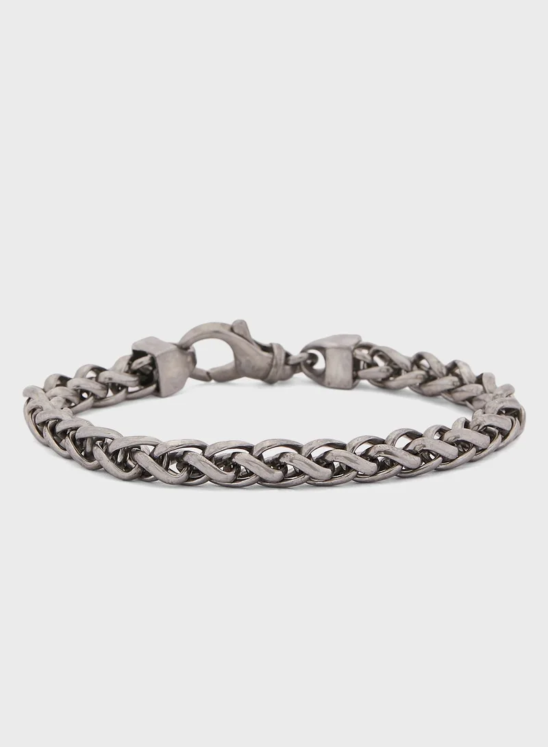 GUESS Narrow Wheat Wire Chain Bracelet