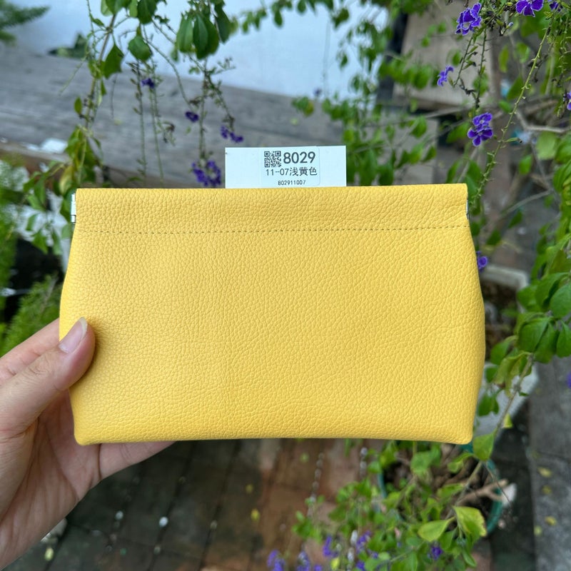 Korean Style Genuine Leather Cosmetic Bag Large Top Layer Cowhide Storage Bag Self-Closing Shrapnel Women'S Clutch Soft Leather Square Bag - Image 1