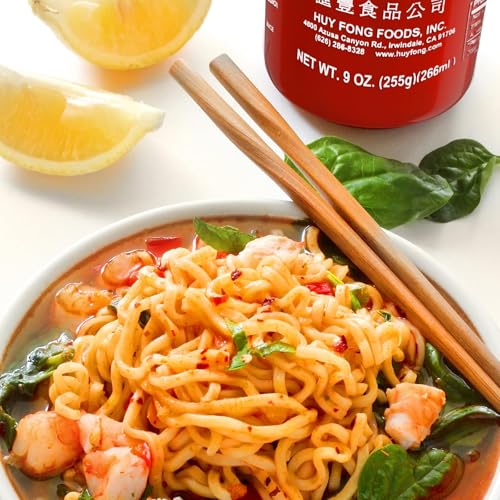 Huy Fong Sriracha Hot Chilli Sauce, 266 ml / 9 oz / 255 g - Image 3