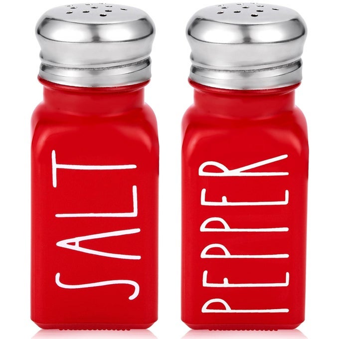 RED SALT AND PEPPER SHAKERS SET BY MODERN FARMHOUSE KITCHEN DECOR AND ACCESSORIES FOR HOME RESTAURANTS WEDDINGS CUTE MODERN GLASS CHRISTMAS SHAKER SETS STAINLESS STEEL LID RED
