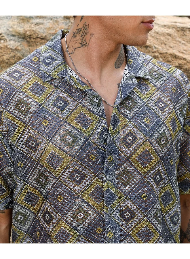 Campus Sutra Men's Lapis Blue & Yellow Ochre Geometric Block Oversized Shirt For Casual Wear | Cuban Collar | Short Sleeve | Button Closure | Oversized Shirt Crafted With Comfort Fit For Everyday Wear