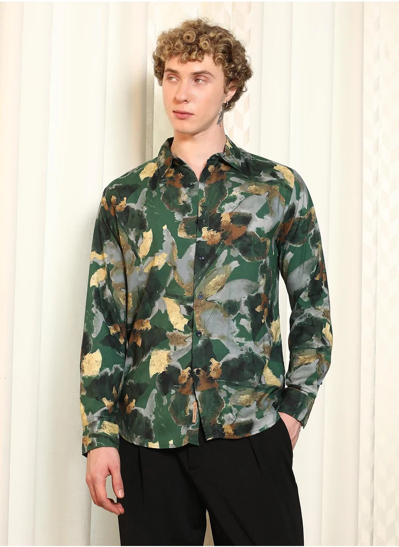 Campus Sutra Men's Green Abstract Printed Rayon Shirt