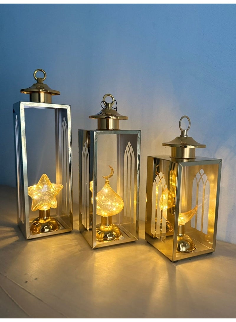 طقم من 3 فوانيس معدنية فاخرة باللون الذهبي، تصميم قوطي قديم، الأحجام: 35x10، 30x10، 20x10 سم، تشطيب ذهبي، تصميم القمر والنجوم - Image 5