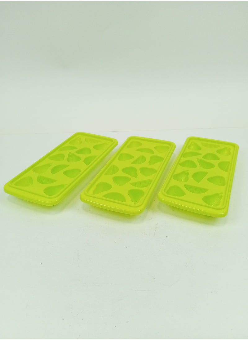MtjrNet - 3 Piece Ice Cubes Trays Mold -14 Large Size Cubes - Random Color - Image 1