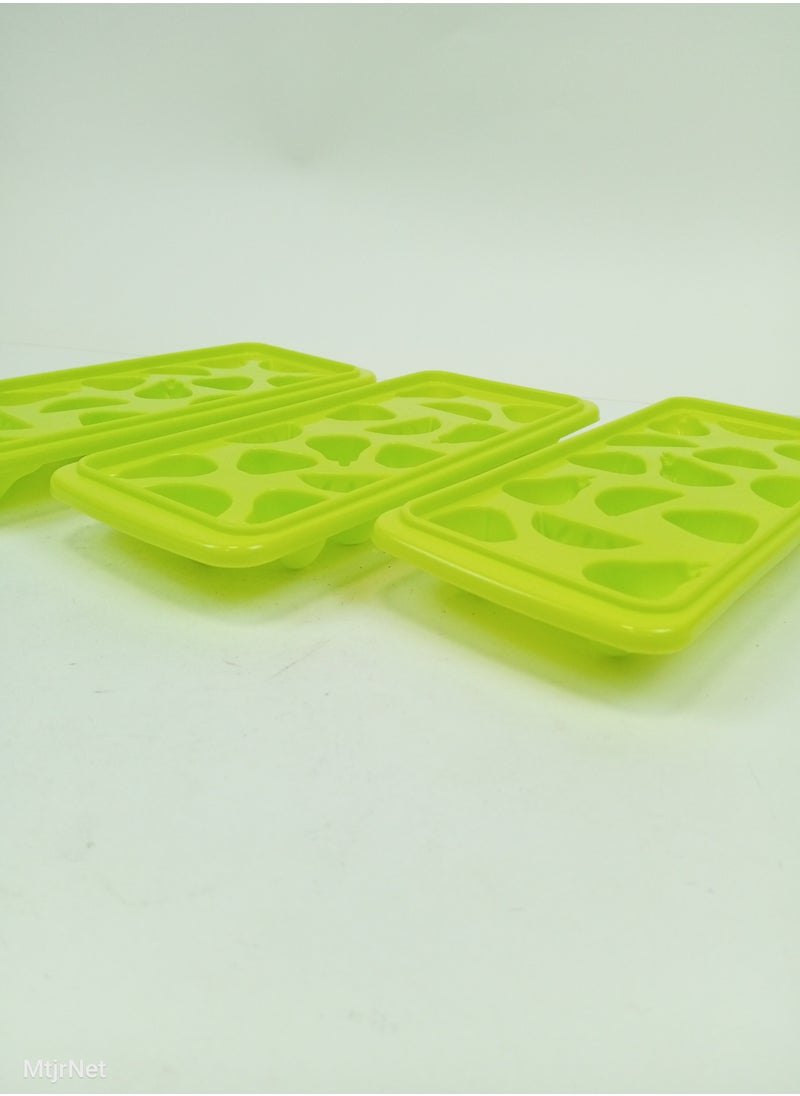 MtjrNet - 3 Piece Ice Cubes Trays Mold -14 Large Size Cubes - Random Color - Image 1