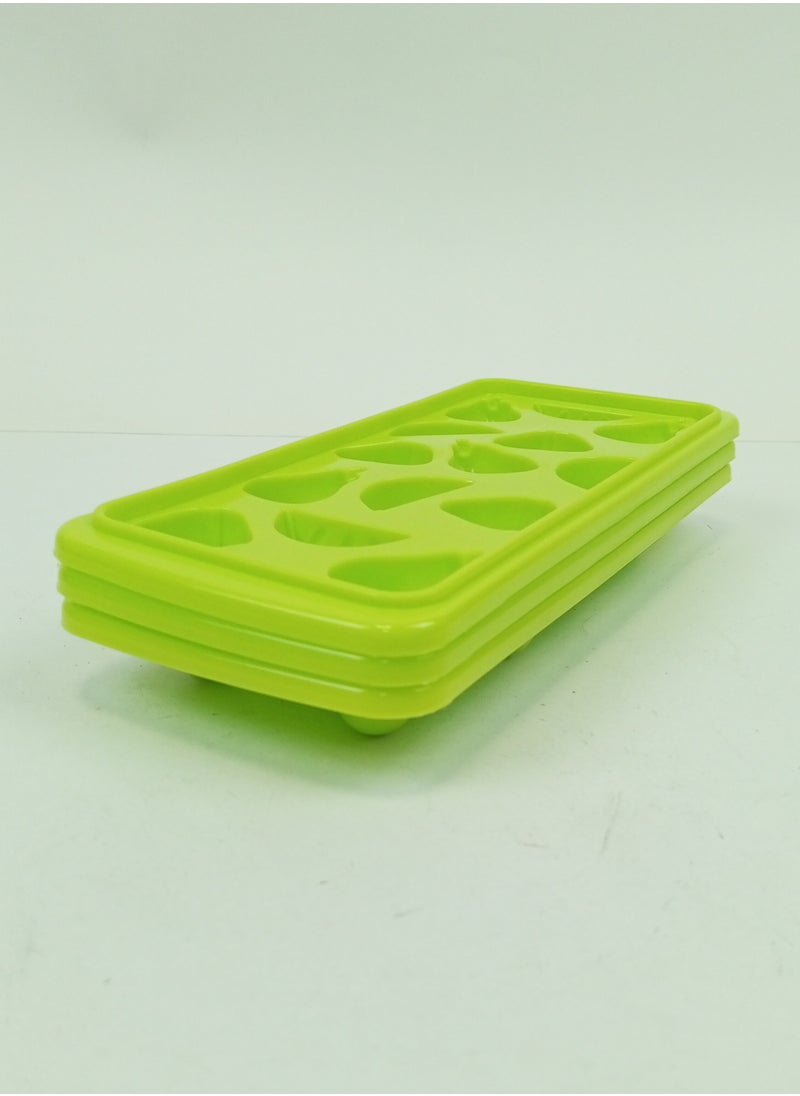 MtjrNet - 3 Piece Ice Cubes Trays Mold -14 Large Size Cubes - Random Color - Image 1