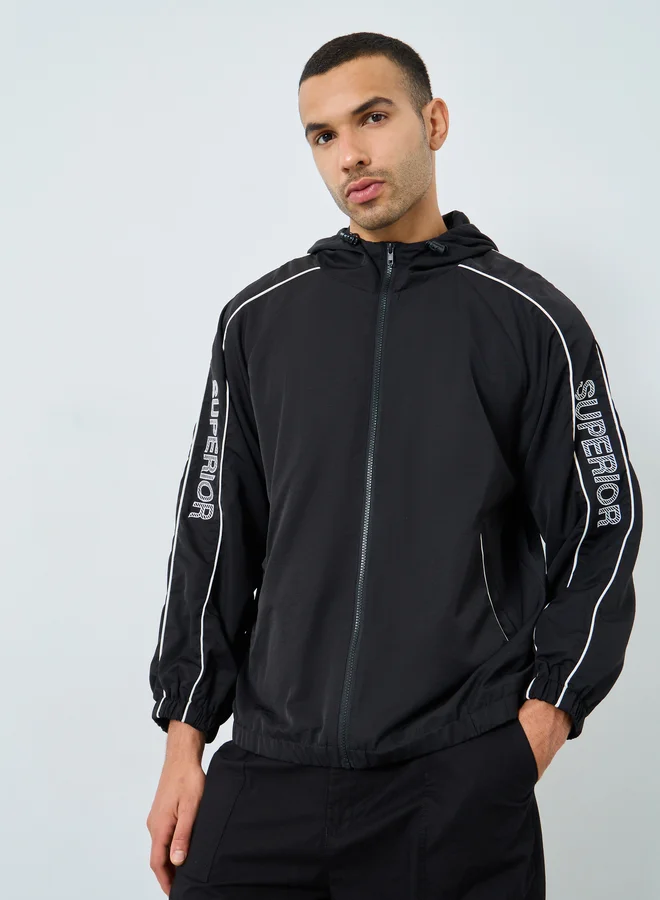 Styli Styli Men Black Oversized Superior Print Windbreaker Jacket
