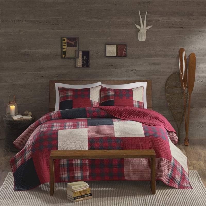 Woolrich Sunset Reversible Quilt Set  Cottage Styling Reversed to Solid Color All Season Lightweight Coverlet Cozy Bedding Layer Matching Shams Oversized FullQueen Plaid Red 3 Piece