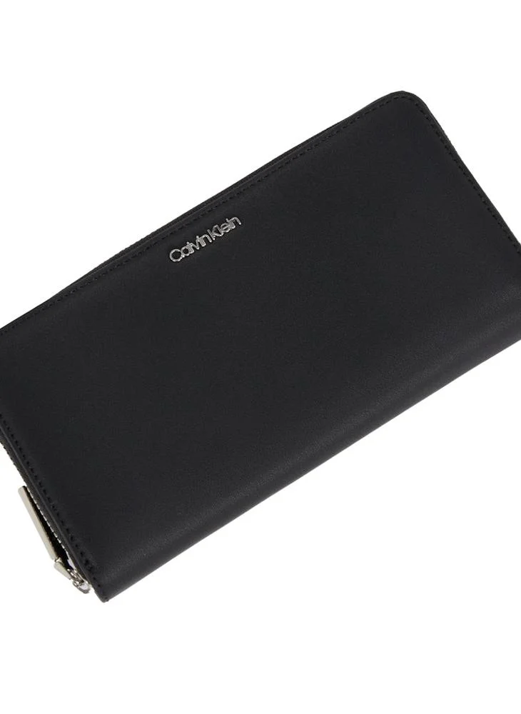 CALVIN KLEIN ZIP WALLET