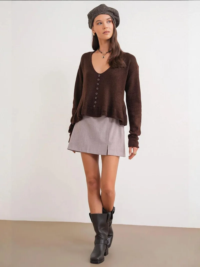 MixRay Mixray Lightweight V-Neck Knit Top with Button Detail