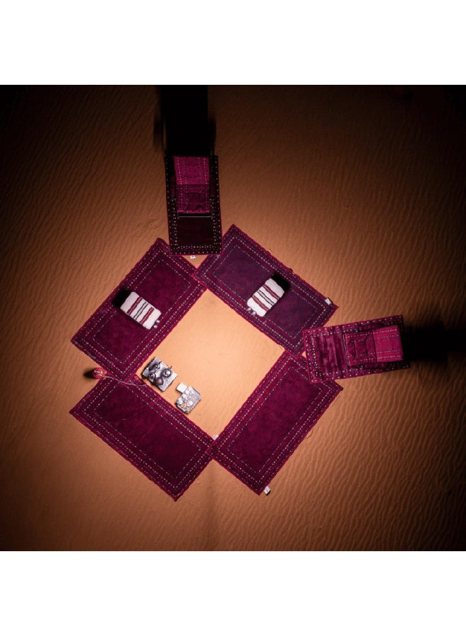 سجادتي باكج الرحلات سدو مكوّن من4 قطع، تمنحك جلسة مميزة تجمع بين الطابع التراثي والراحة للرحلات.، متعدد الاستخدامات، يجمع بين الراحة والأصالة، مثالي للرحلات البرية والتخييم والجلسات الخارجية .باللون الأحمر، بمقاس 80×150 سم. - Image 4