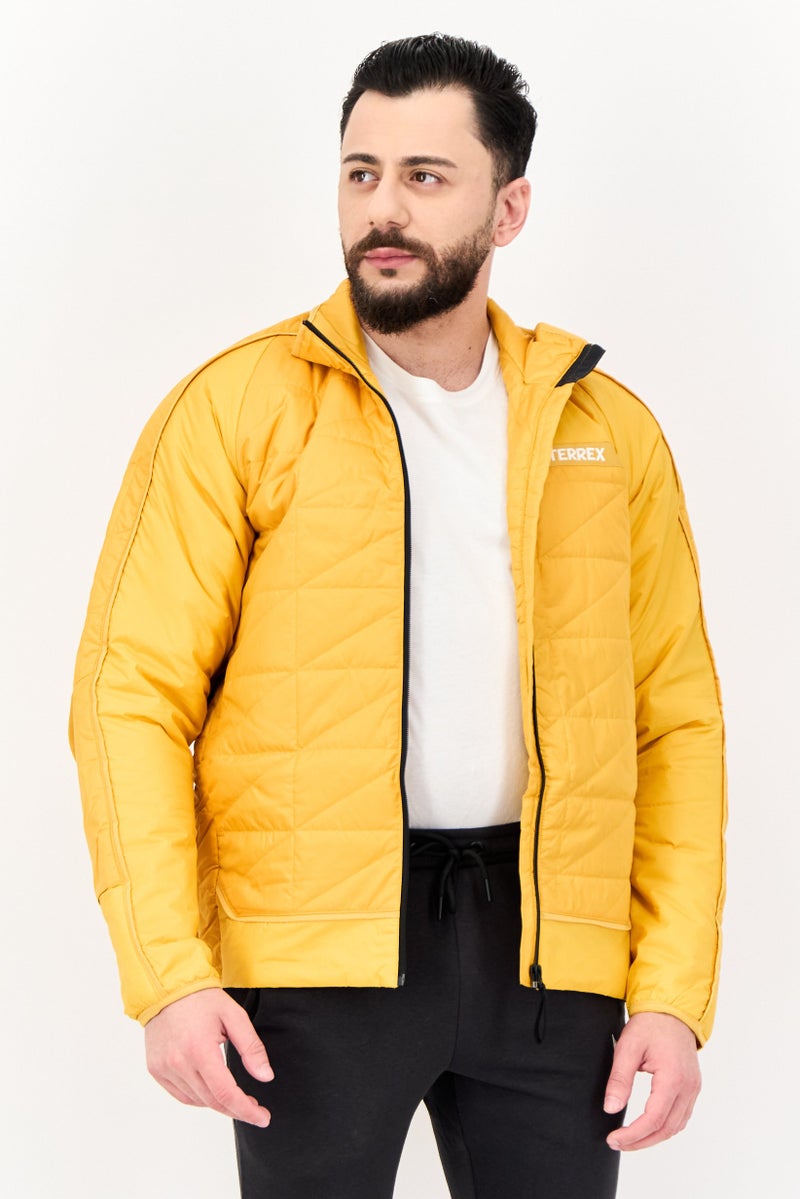 Adidas جاكيت رياضي للرجال بأكمام طويلة مناسب للخارج، أصفر - Image 1