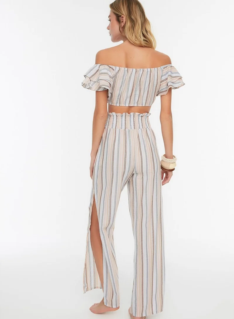 trendyol Cropped Top & Pants Set