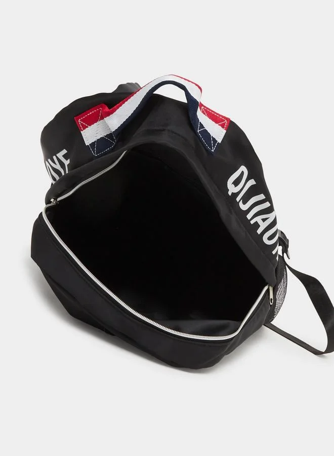 ستايلي شنطة ظهر بطبعة وجيب أمامي بسحاب