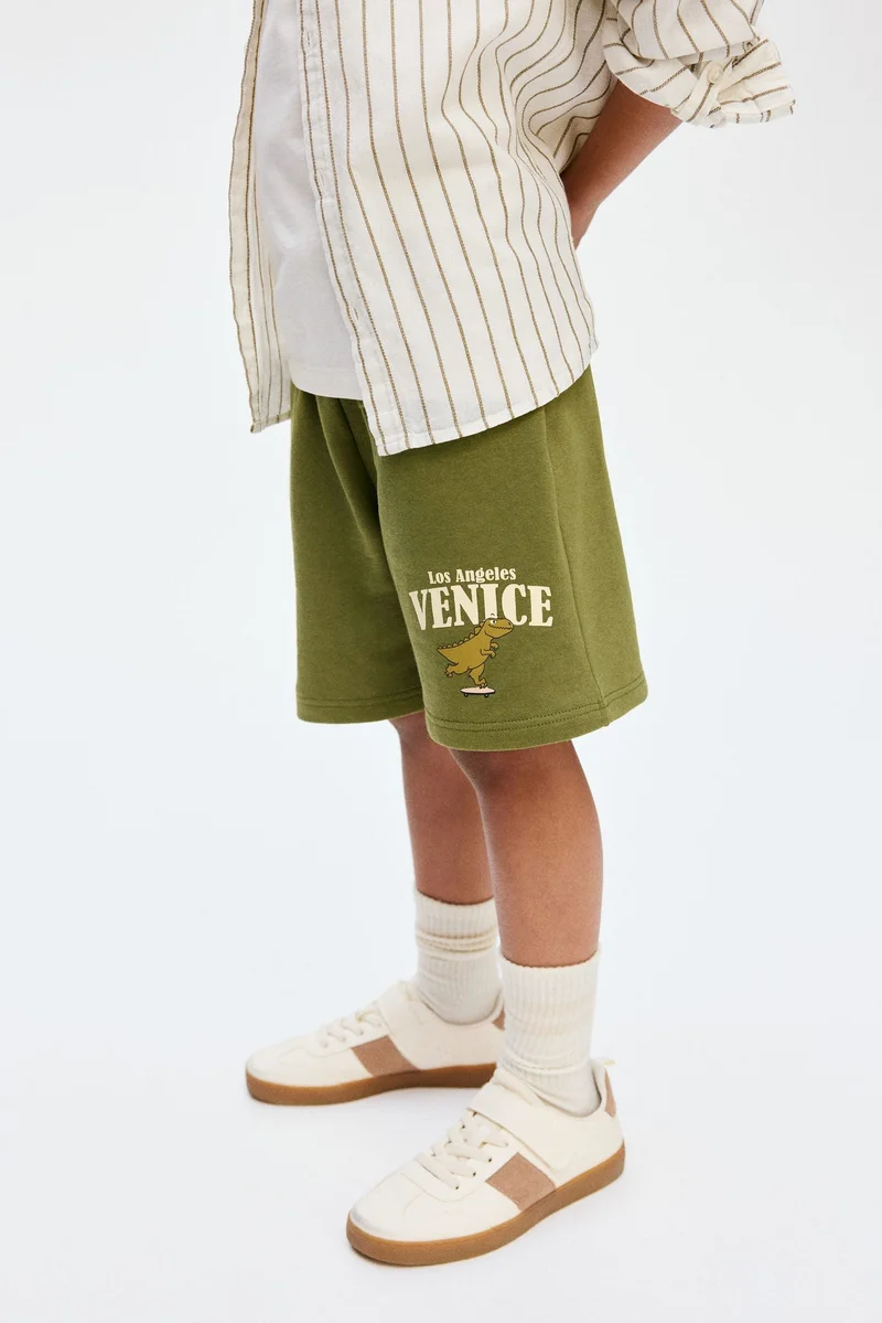 اتش اند ام Printed sweatshorts