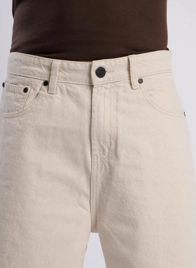 ستايلي Men Off White Relaxed Fit Denim Shorts By Bene Kleed